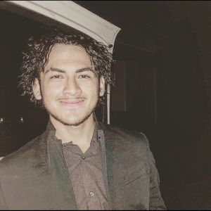 Meet your Posher, Christian